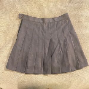 chuu pleated mini skirt with inner shorts gray